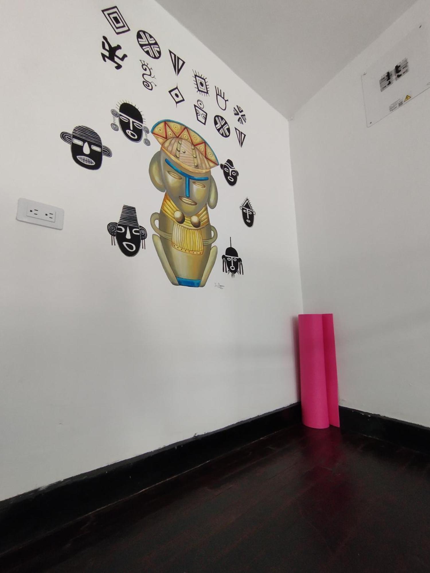 Celavi Hostel *